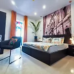 Evolve Coliving Hotel
